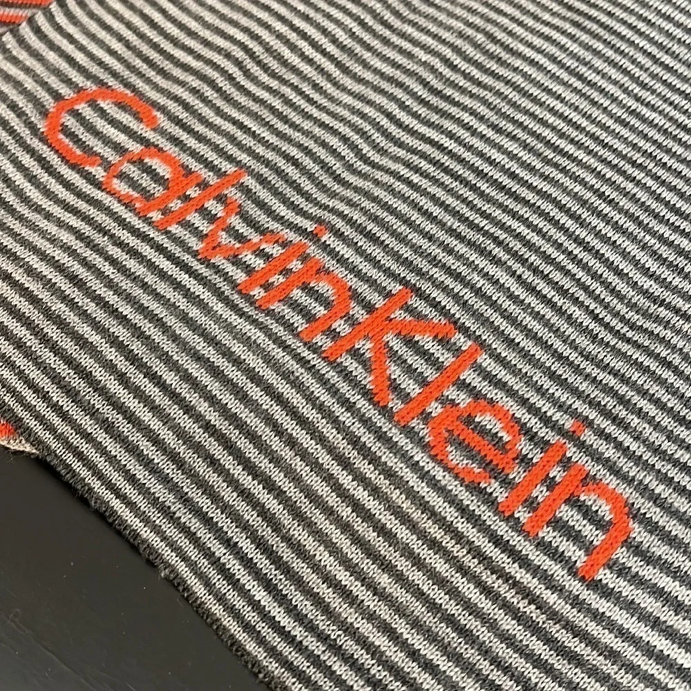 Calvin Klein striped Unisex signature scarf 70x 12, ombre red/grey